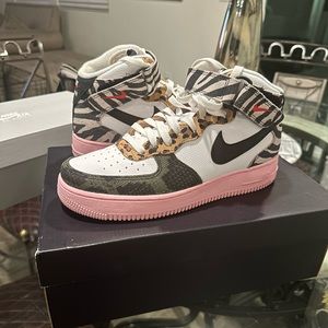 Nike Air Force 1 '07 Mid
